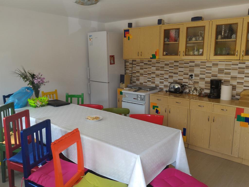 Casa Ana Apartment Hateg Bagian luar foto